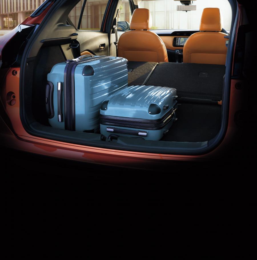 Багажник Nissan Kicks e-POWER 2020 года  (JP) (фото 31 из 38)